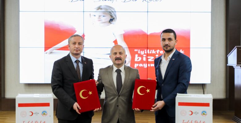 Öğrenciler “Bir Sınıf Bir Koli” Projesi ile ihtiyaç sahiplerine ulaşacak