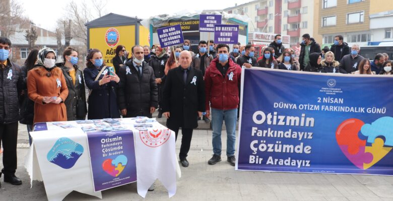 Otizm Eksiklik Değil Farklılıktır