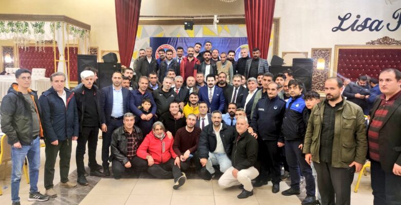 Başkan Sayan belediye çalışanlarıyla iftarda bir araya geldi