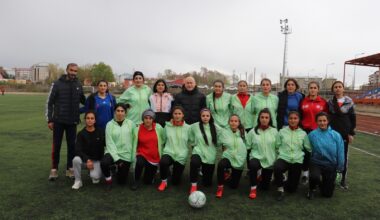Ağrı’nın şampiyon kızları 2.lig için hazırlıklarını sürdürüyor