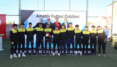 Ağrı’da Amatör Futbol Ödülleri Dağıtıldı