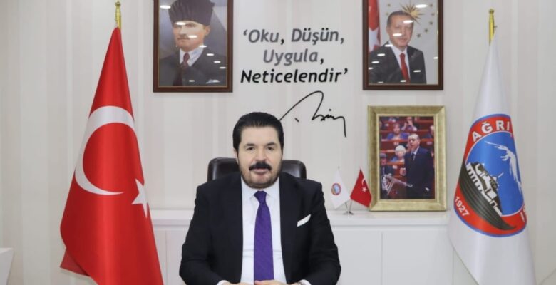 Başkan Sayan’dan belediye işçilerine yüzde 50 zam