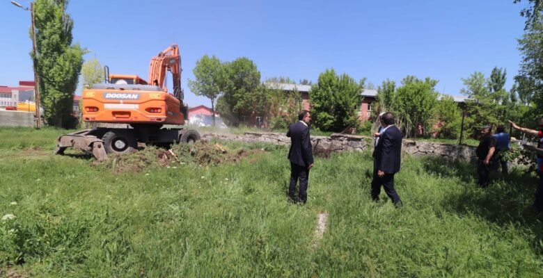 Ağrı’da 20 yıldır beklenen yol trafiğe açılıyor