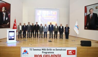 AİÇÜ’de “Türkiye’de Darbeler” konulu konferans düzenlendi