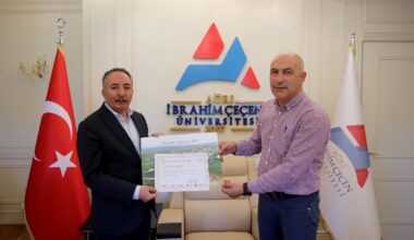 Prof. Dr. Karabulut’a Türkiye Üniversite Sporları Federasyonu’ndan teşekkür belgesi verildi