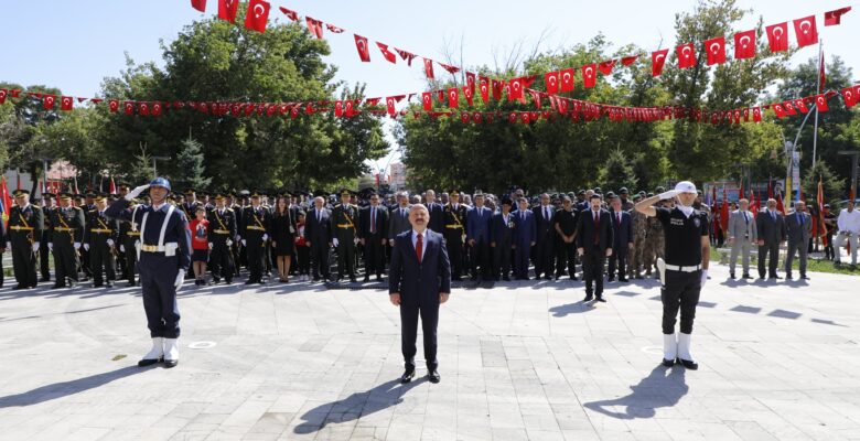 Ağrı’da 30 Ağustos Zafer Bayramı kutlandı