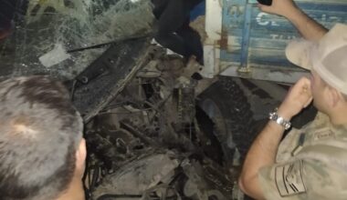 Ağrı’da minibüs ile traktör çarpıştı; bir ağır yaralı