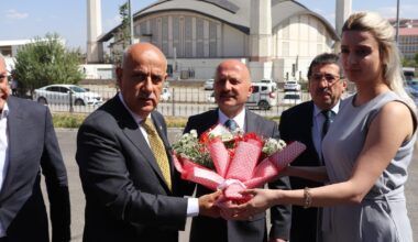 Tarım Bakanı Kirişci Ağrı’ya geldi
