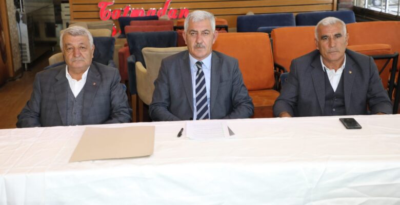 ATSO Başkan Adayı Erat basın mensuplarıyla bir araya geldi