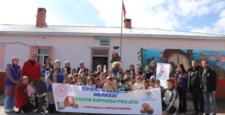 Giresun’dan Ağrı’ya fındıktan kardeşlik köprüsü kurdular