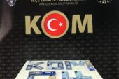 Ağrı’da 350 bin liralık kaçak cep telefonu ele geçirildi