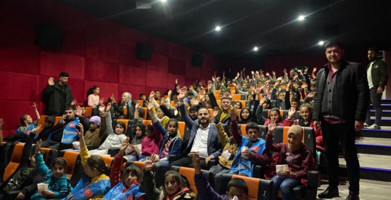 Ağrı’da 300 öğrenci sinema ile buluştu