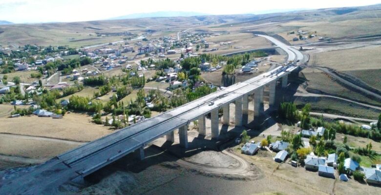 Ağrı-Hamur-Tutak-Patnos Yolu yarın hizmete açılıyor