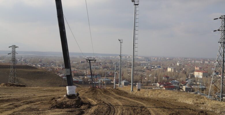 Küpkıran Kayak Merkezi, Aralık ayında hala toprak zeminle kaplı