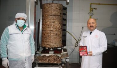 Ağrı Yaprak Döneri Türkiye’nin her yerinde raflardaki yerini alacak