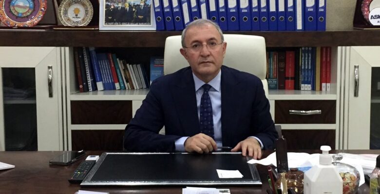 AK Parti’de beklenen istifa geldi