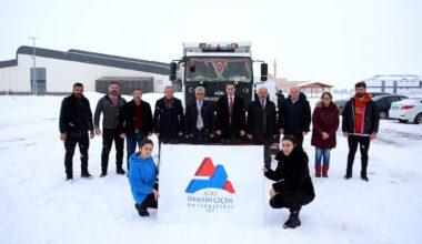 AİÇÜ’de Deprem Bölgesine Ulaştırılmak İçin Toplanan Yardım Kolileri Yola Çıktı
