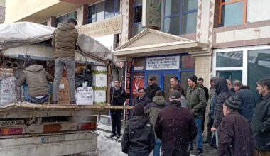 Ağrı HAK-İŞ deprem bölgesi için yardım kampanyası başlattı