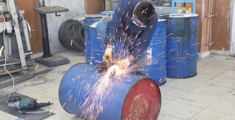 Ağrı’da öğrencilerin ürettiği soba ve hijyen malzemeleri deprem bölgelerine gönderilecek