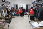 Ağrı Kızılay Butik Mağazası kapılarını depremzedelere açtı