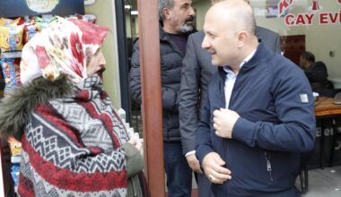 Vali Varol, esnaf ve vatandaşların Ramazan Bayramı’nı kutladı