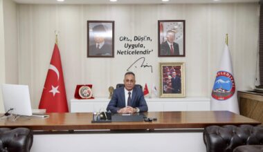 Ağrı Belediye Başkanı Karadoğan, hastaneye kaldırıldı