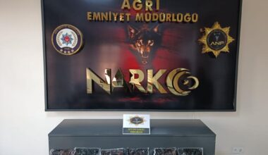 Ağrı’da 85 yaşındaki adam beline sardığı uyuşturucu ile yakalandı