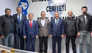 Millet İttifakı bileşenleri Ağrı’da Orta Doğu Gazeteciler Cemiyetini Ziyaret Etti