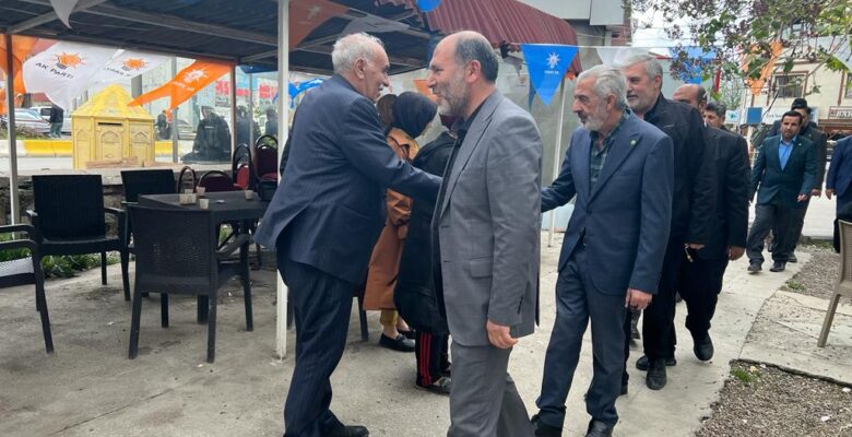 HÜDAPAR Ağrı İl Teşkilatı Ak Parti seçim lokalini ziyaret etti