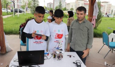 Ağrı’da Bilim Şenliği Başladı