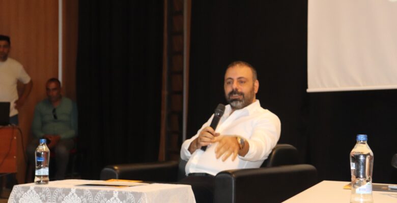 Ağrı, sorunlarının çözümü için konuşuyor