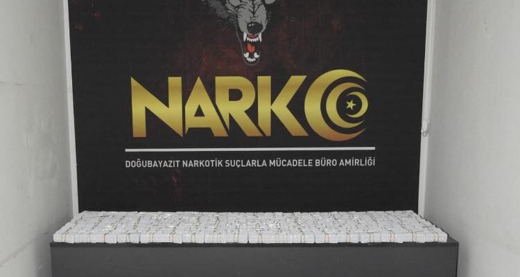 Ağrı’da polis uyuşturucu tacirlerine göz açtırmıyor