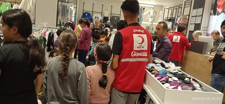 Kızılay bu bayramda da çocukları unutmadı