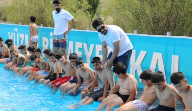 Taşlıçay’da Yüzme Bilmeyen Kalmayacak