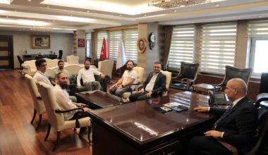 Vali Koç, Çalışan Gazeteciler Cemiyeti yönetim kurulu üyelerini kabul etti