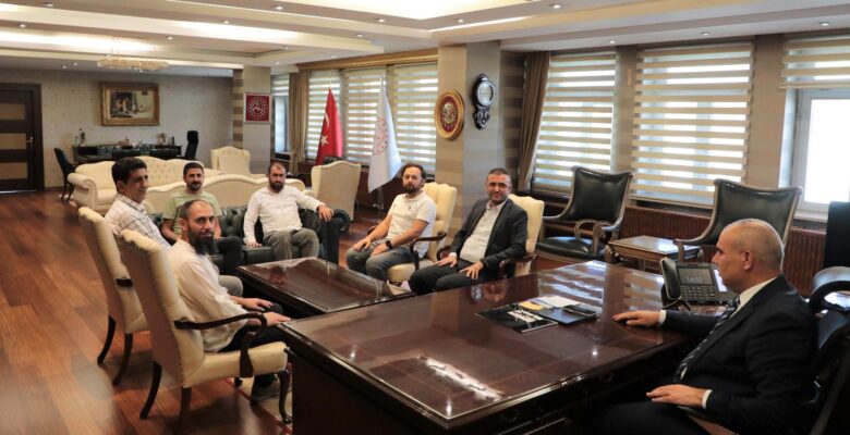 Vali Koç, Çalışan Gazeteciler Cemiyeti yönetim kurulu üyelerini kabul etti