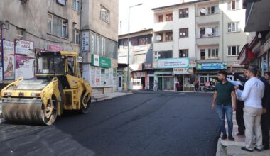 Ağrı’da asfalt serim çalışmaları başladı
