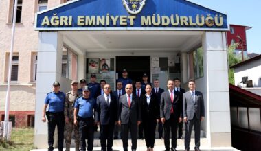 Ağrı Valisi Mustafa Koç, güvenlik birimlerini ziyaret etti