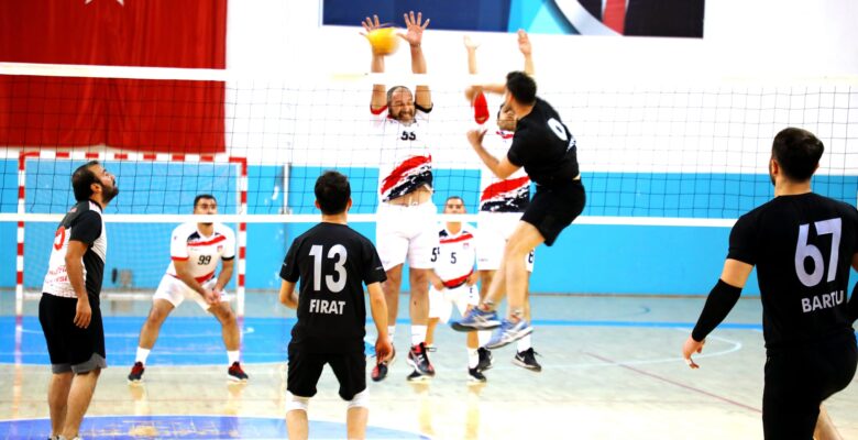 AĞRI’DA KAMU SPOR OYUNLARI BAŞLADI