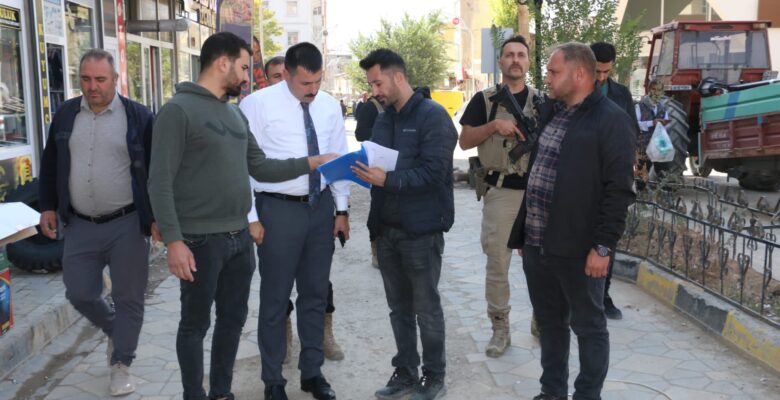 Diyadin’de İnönü ve Prestij caddeleri yenileniyor