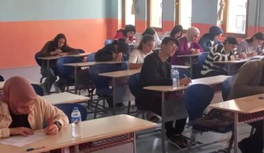 Ağrı’da 5 bin 315 öğrenci Hazırbulunuşluk Sınavına girdi
