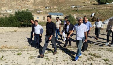 Hamur Kaymakamı Yıldırım, ilçeye bağlı köylerde incelemelerde bulundu