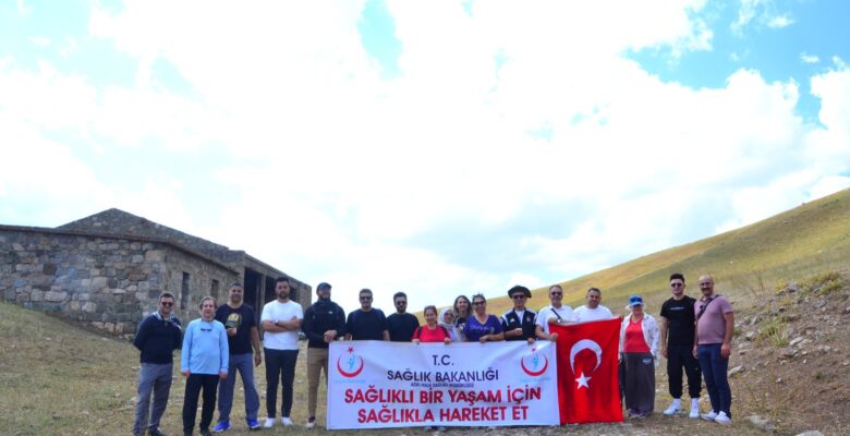 “Sağlık İçin Hareket Et” deyip, Tarihi İpek Yolunda yürüdüler