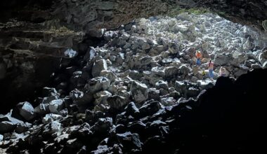 Ağrı Dağı’nın eteğinde bulunan “Buz Mağarası” doğasıyla hayran bırakıyor