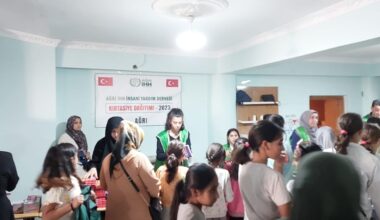 Ağrı’da 350 öğrenciye kırtasiye malzemesi dağıtıldı