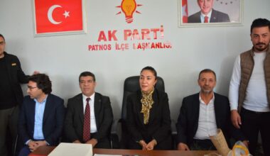AK Parti Patnos İlçe Başkanlığında devir teslim töreni yapıldı
