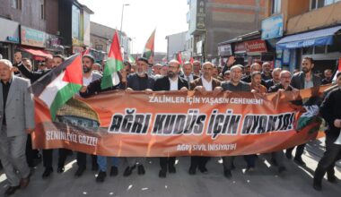 Ağrı’da Filistin’e destek yürüyüşü düzenlendi