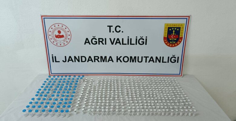 Ağrı’da 740 adet gümrük kaçağı botoks malzemesi ele geçirildi