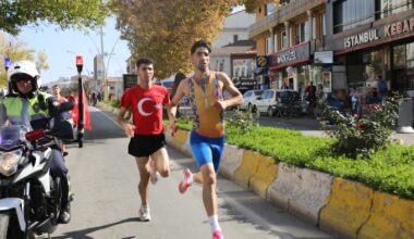 Ağrı’da Cumhuriyet Koşusu Yapıldı