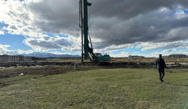 Ağrı’da Kadın Doğum ve Çocuk Hastanesinin temel atma çalışmaları başladı